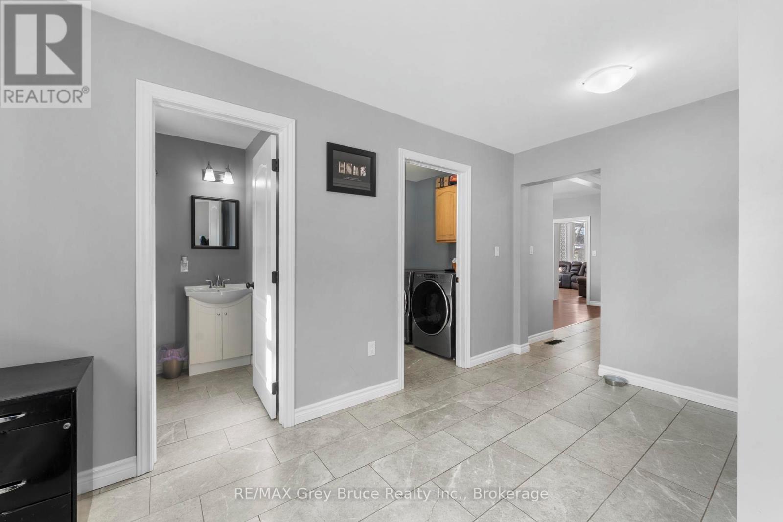 71 Main Street, Arran-Elderslie, Ontario  N0H 2N0 - Photo 30 - X12834790