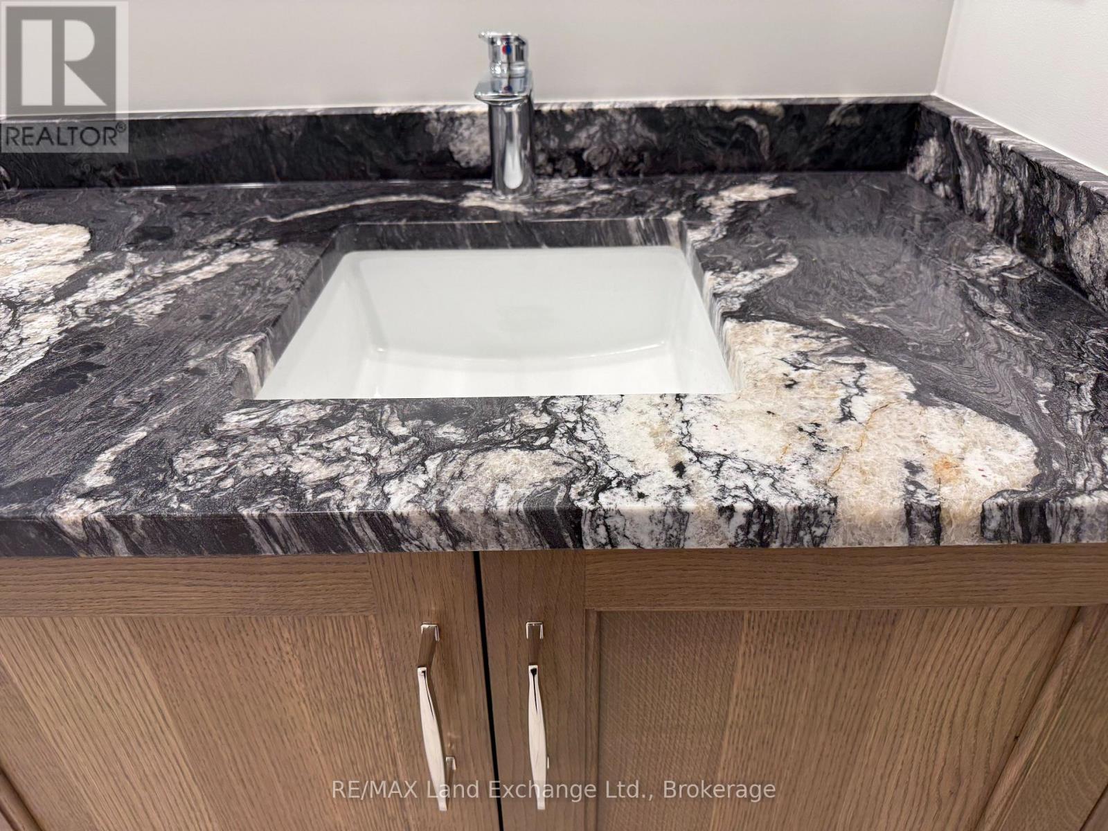 962 Bogdanovic Way, Huron-Kinloss, Ontario  N2Z 0H4 - Photo 22 - X12551532