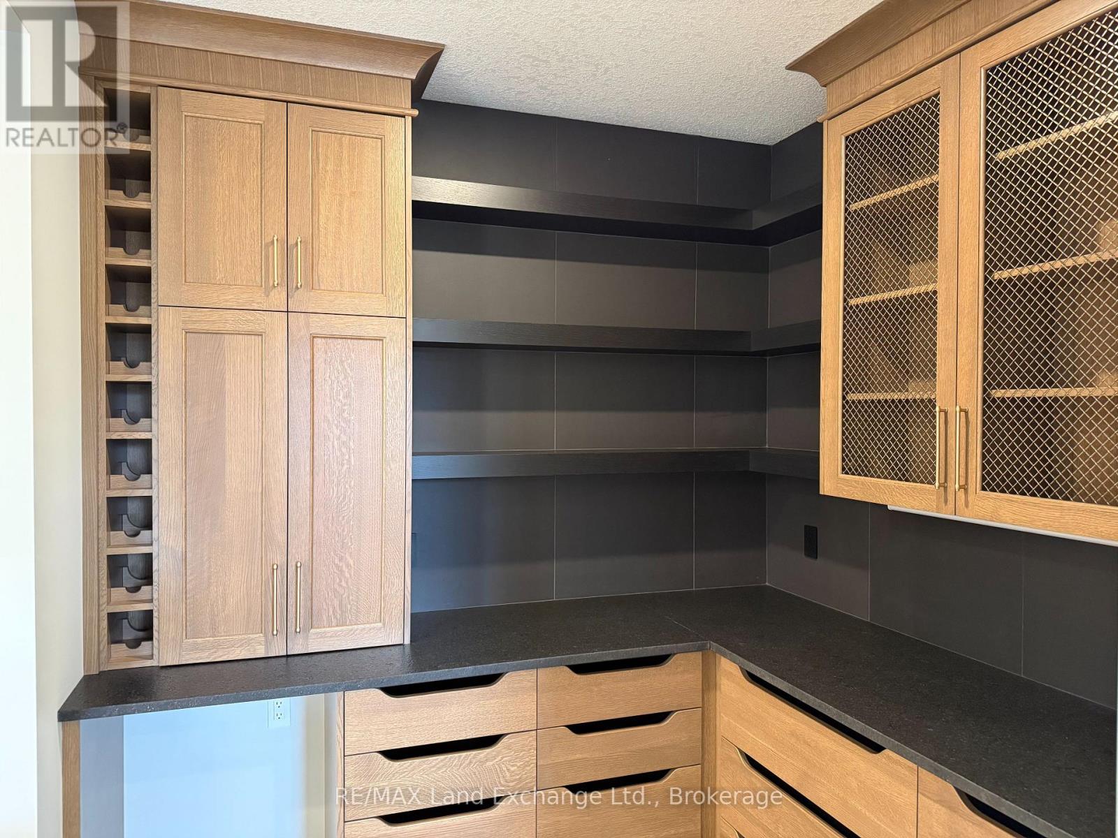 962 Bogdanovic Way, Huron-Kinloss, Ontario  N2Z 0H4 - Photo 15 - X12551532