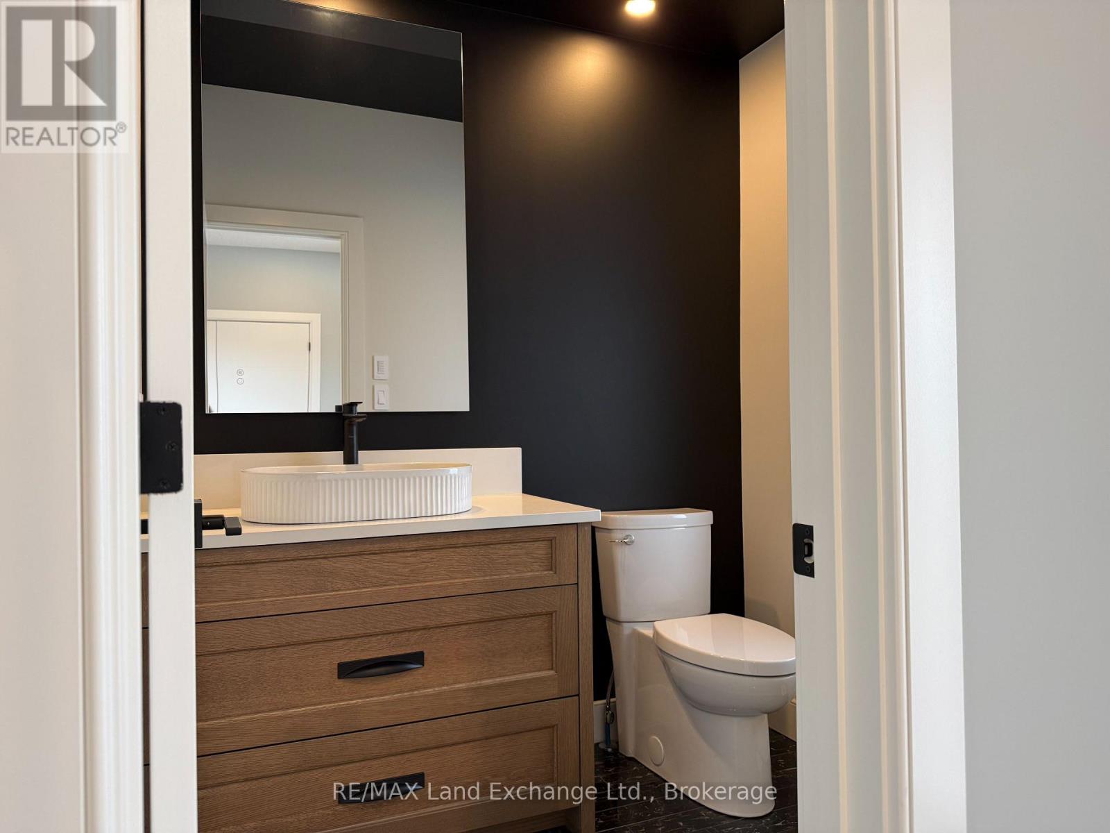 962 Bogdanovic Way, Huron-Kinloss, Ontario  N2Z 0H4 - Photo 2 - X12551532