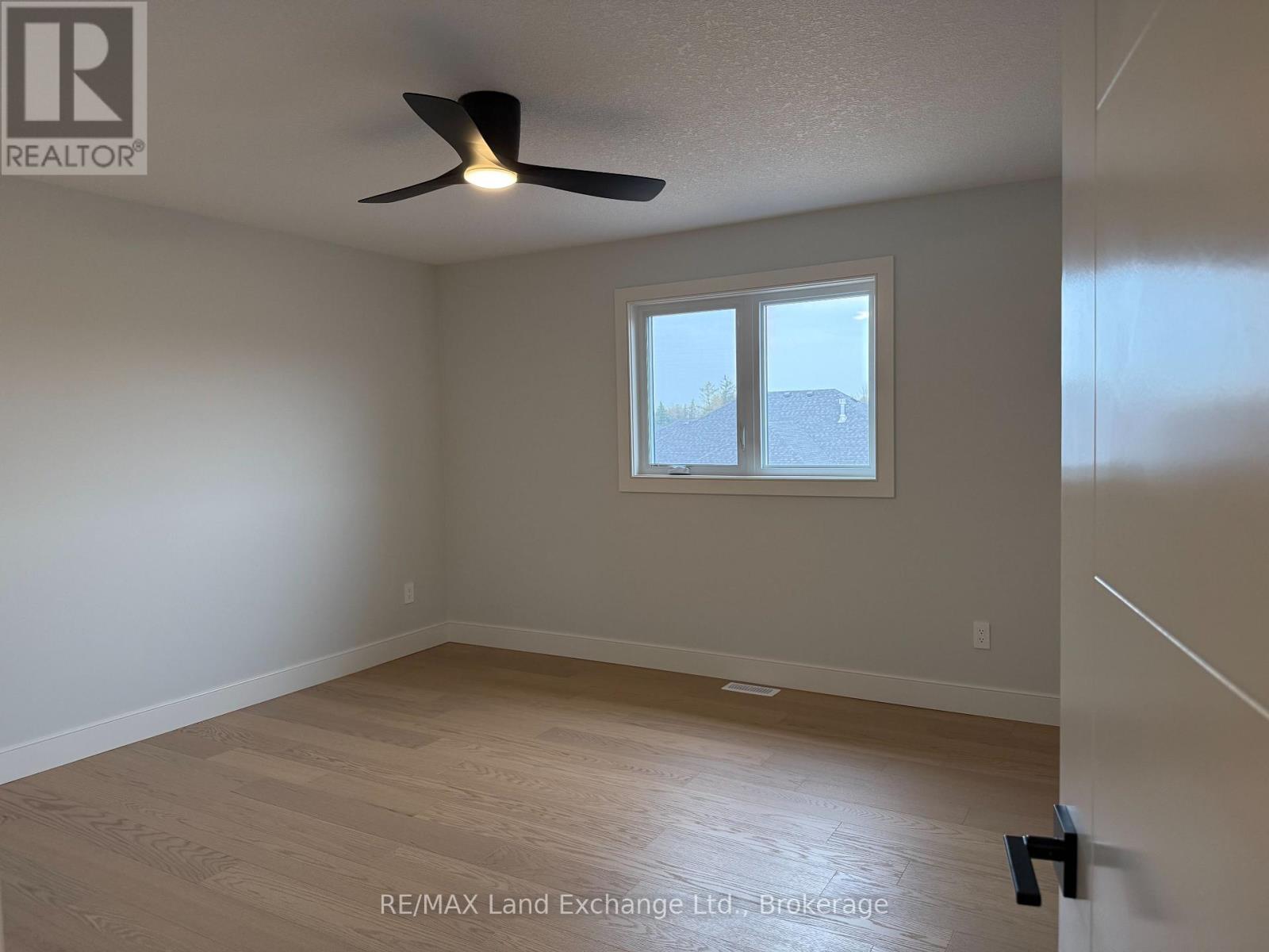 962 Bogdanovic Way, Huron-Kinloss, Ontario  N2Z 0H4 - Photo 24 - X12551532