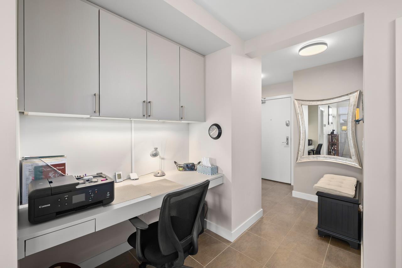 411 2940 King George Boulevard, Surrey, British Columbia  V4P 0E4 - Photo 12 - R3079988