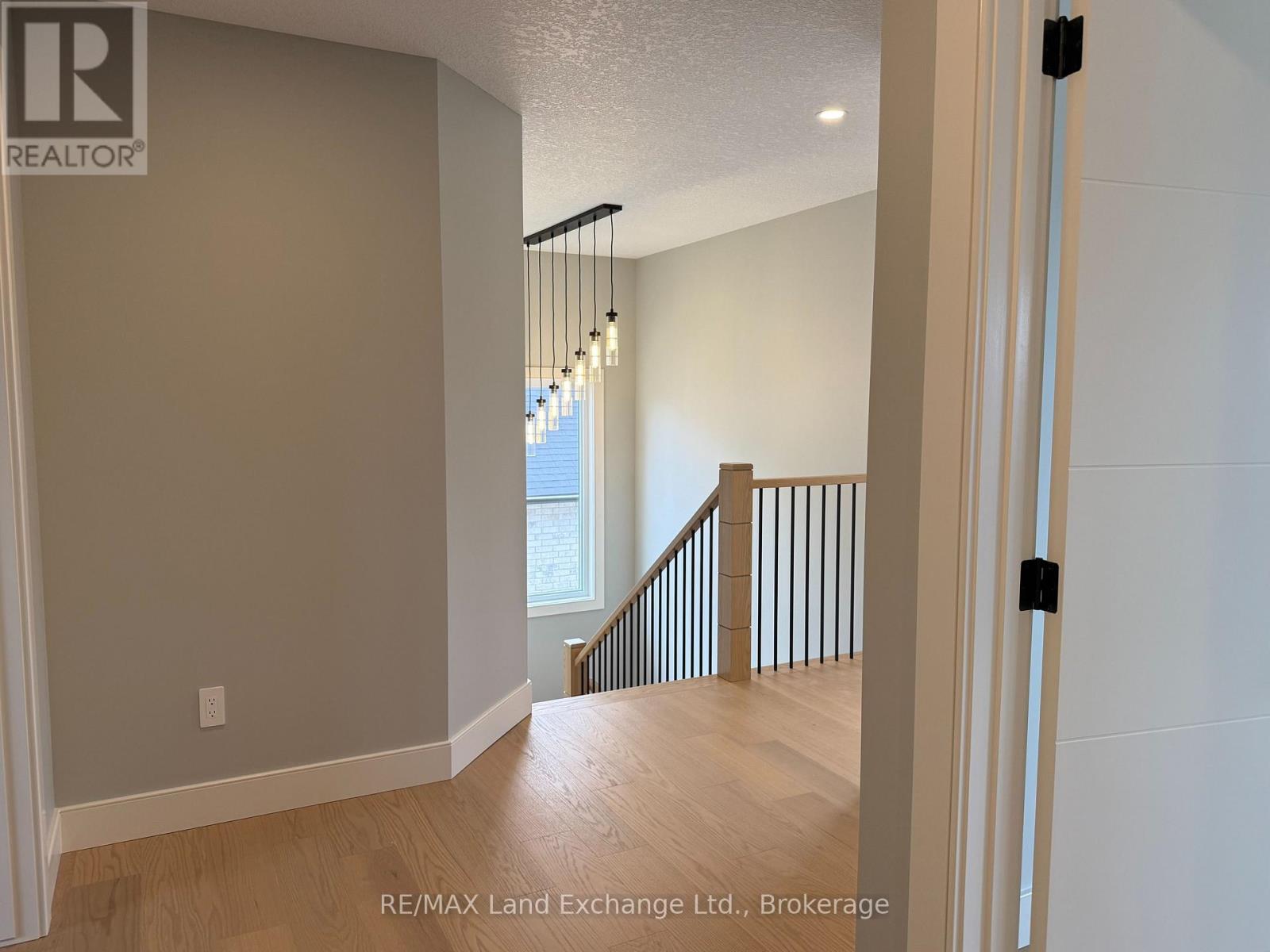 962 Bogdanovic Way, Huron-Kinloss, Ontario  N2Z 0H4 - Photo 32 - X12551532