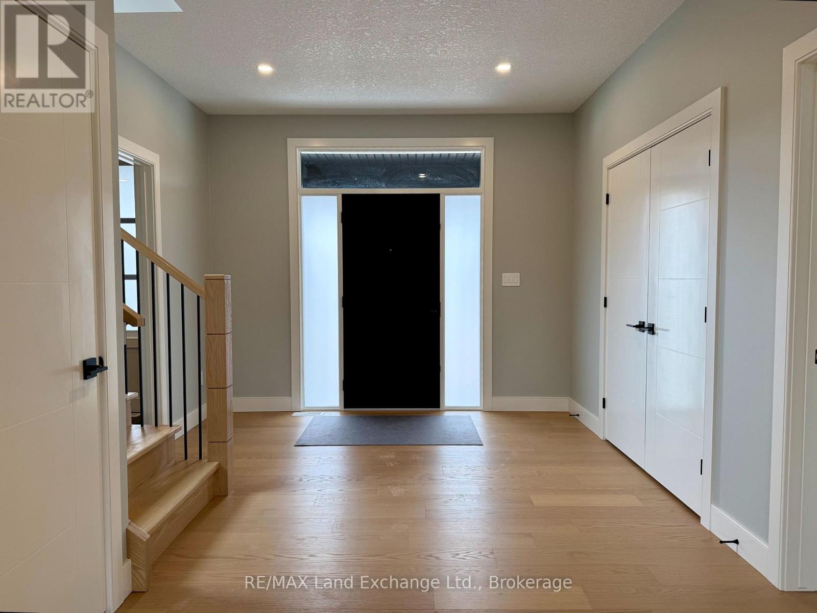 962 Bogdanovic Way, Huron-Kinloss, Ontario  N2Z 0H4 - Photo 34 - X12551532