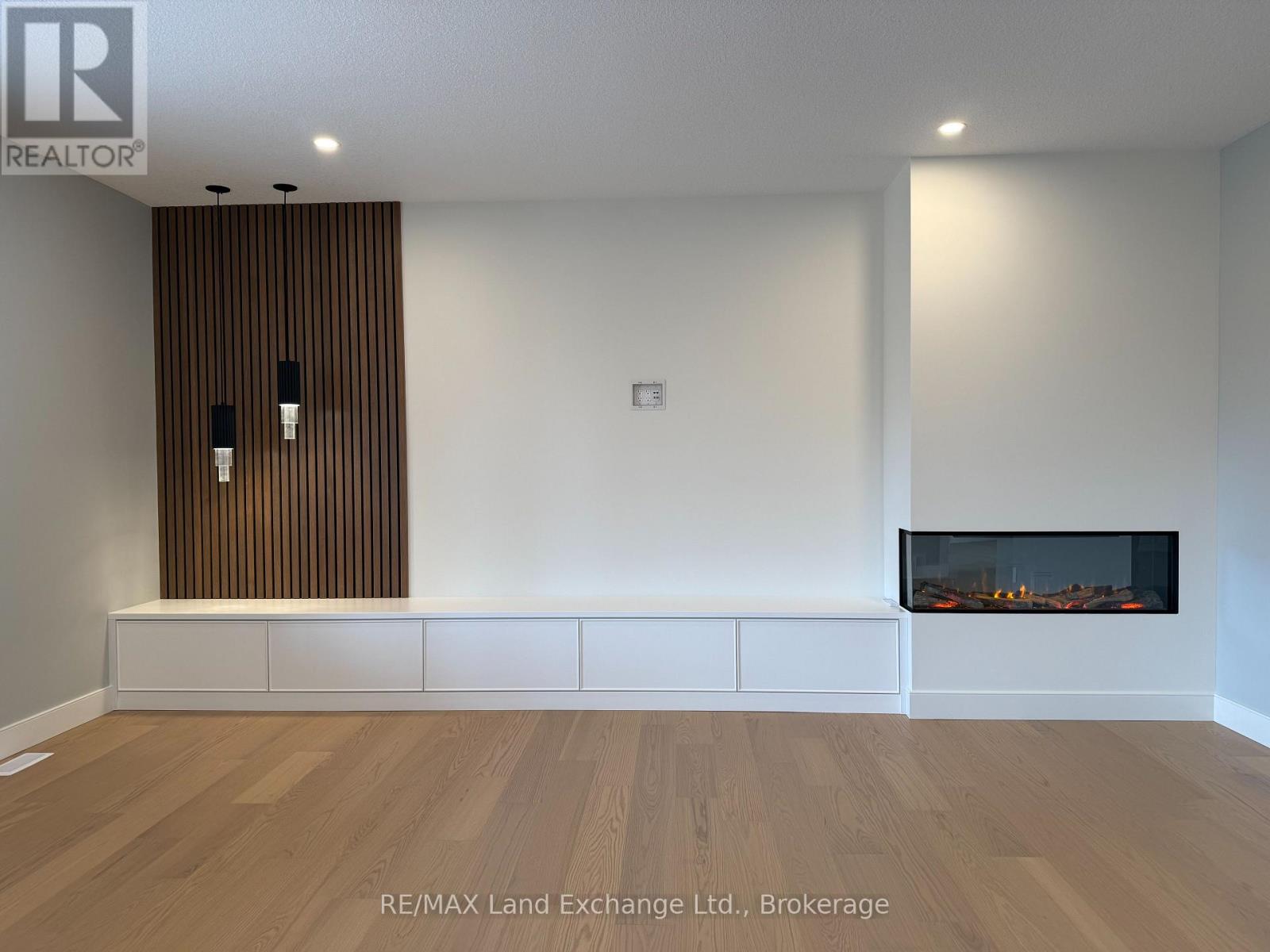 962 Bogdanovic Way, Huron-Kinloss, Ontario  N2Z 0H4 - Photo 5 - X12551532