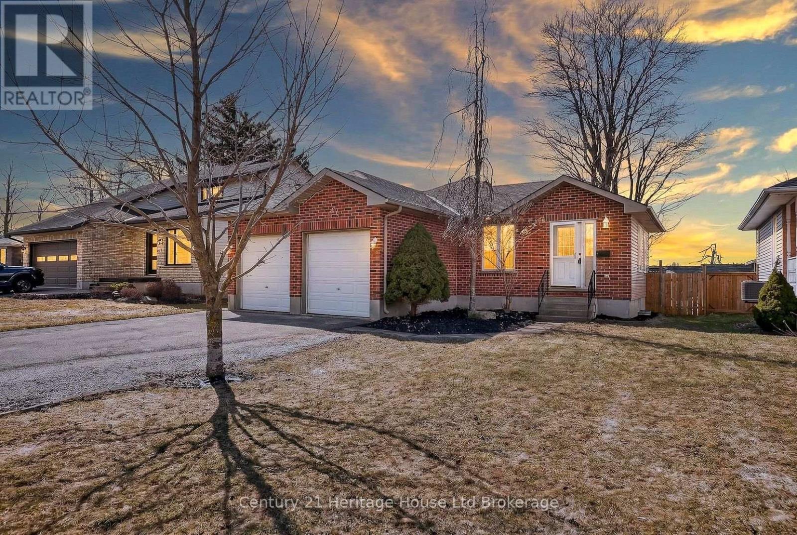 42 ELEANOR STREET, West Perth, Ontario