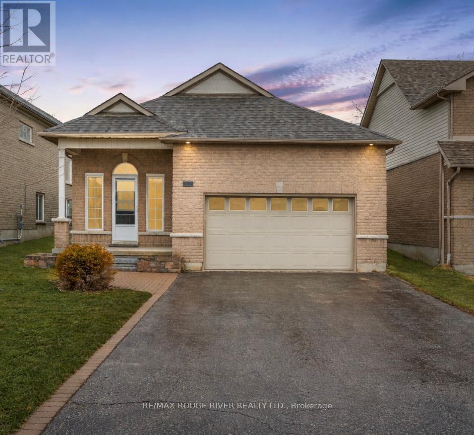 16 AYLESWORTH AVENUE, Clarington, Ontario