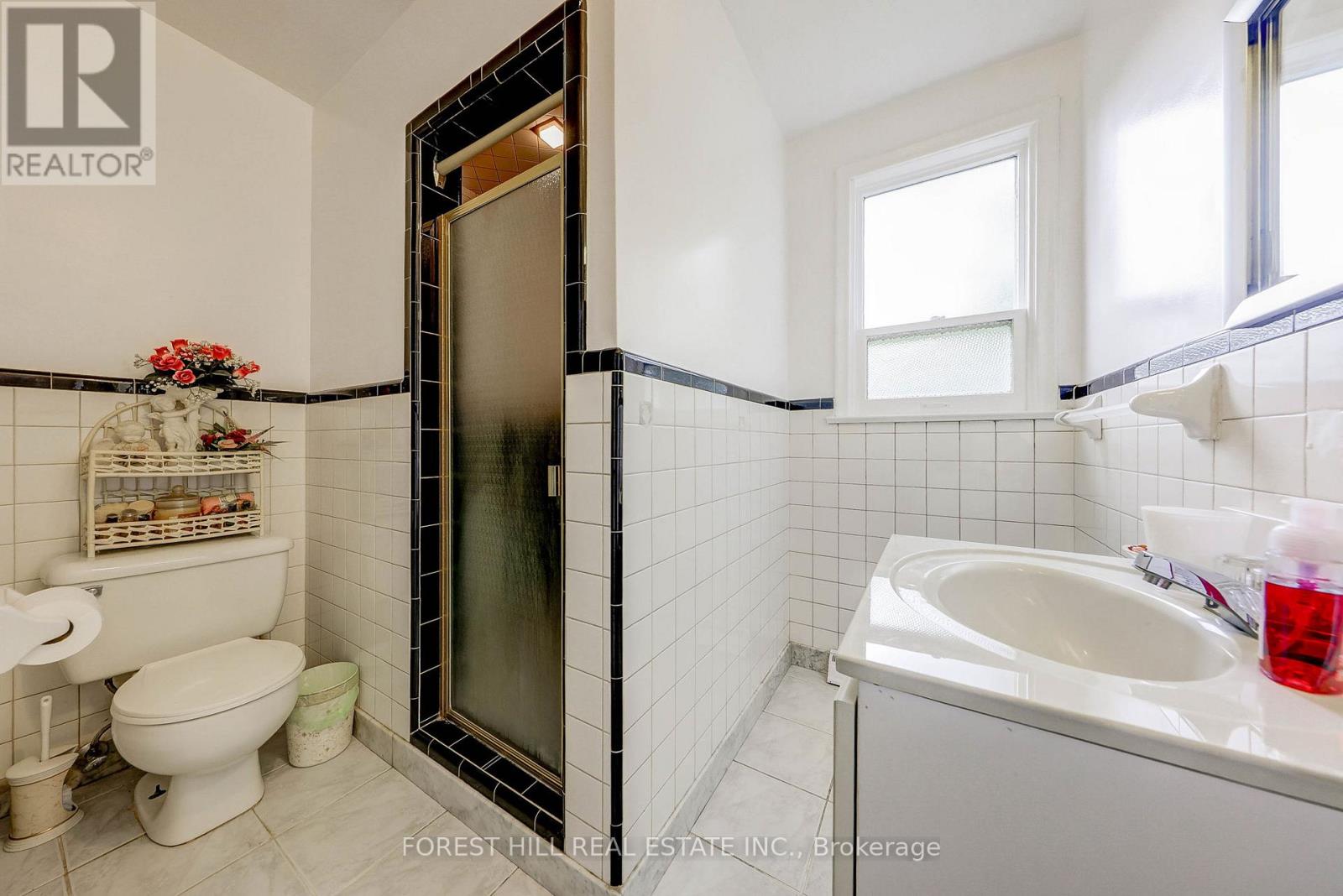 89 Portage Avenue, Toronto, Ontario  M9N 3H2 - Photo 24 - W12665418