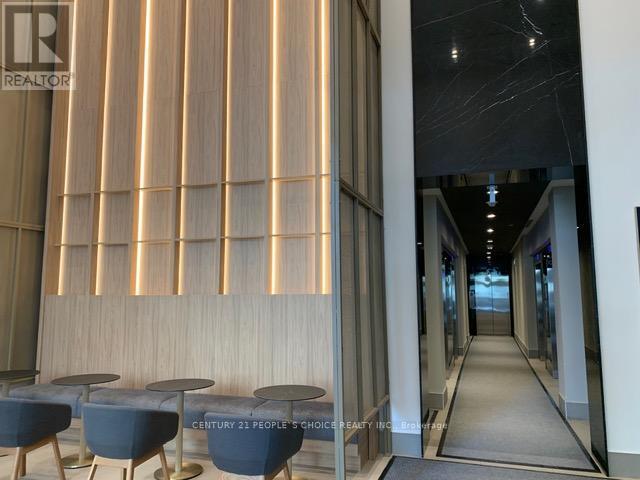 Ph 05 - 430 Square One Drive, Mississauga, Ontario  L5B 0R6 - Photo 2 - W12936656