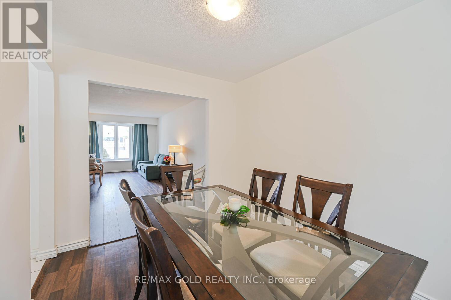 7232 Redfox Road, Mississauga, Ontario  L4T 2L8 - Photo 13 - W12938642