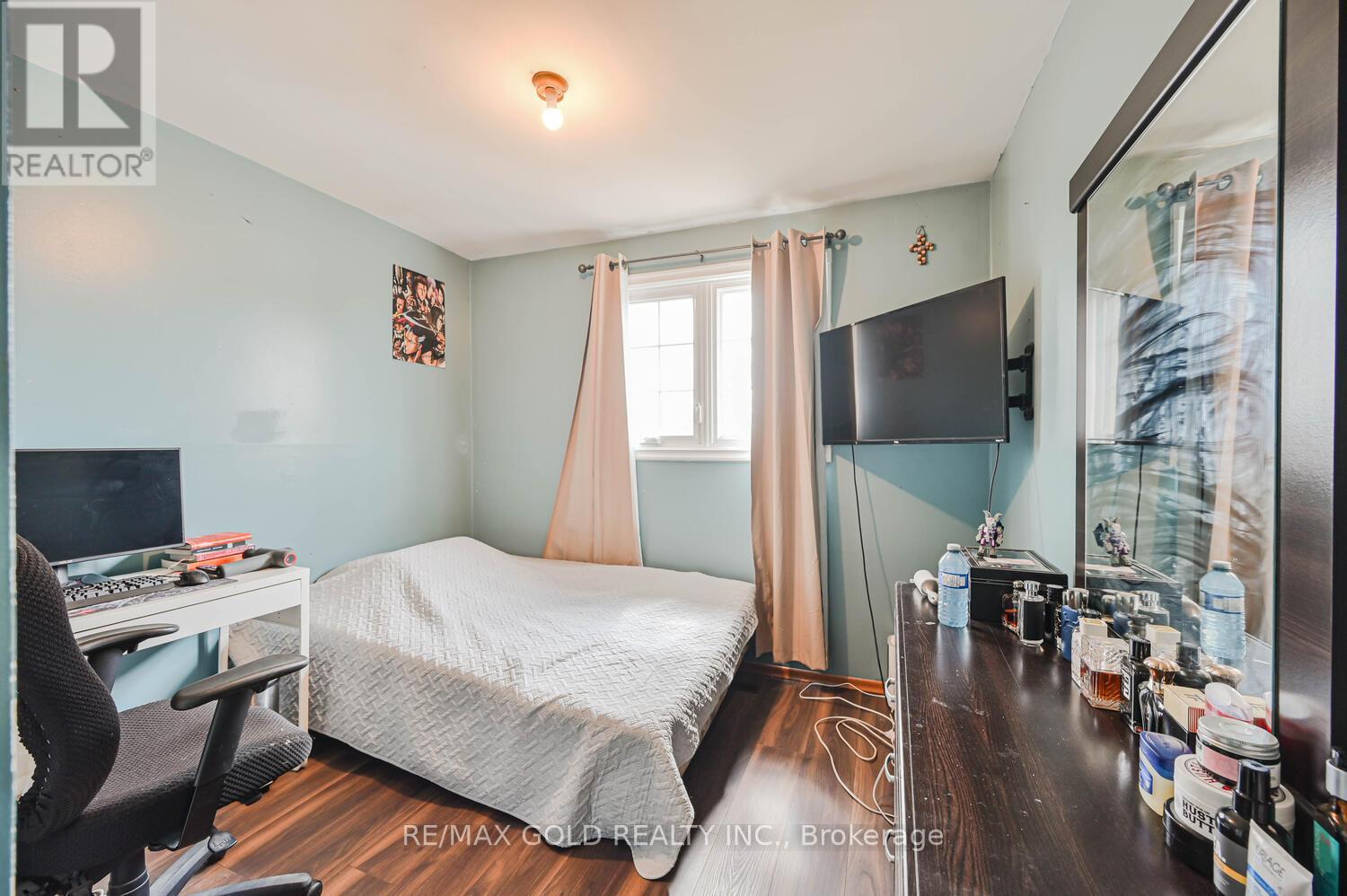 7232 Redfox Road, Mississauga, Ontario  L4T 2L8 - Photo 20 - W12938642