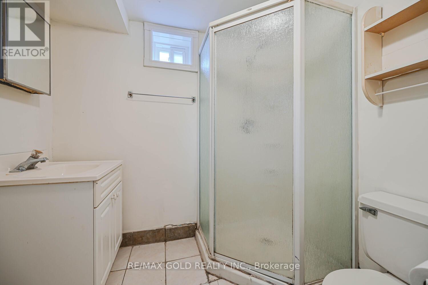 7232 Redfox Road, Mississauga, Ontario  L4T 2L8 - Photo 33 - W12938642