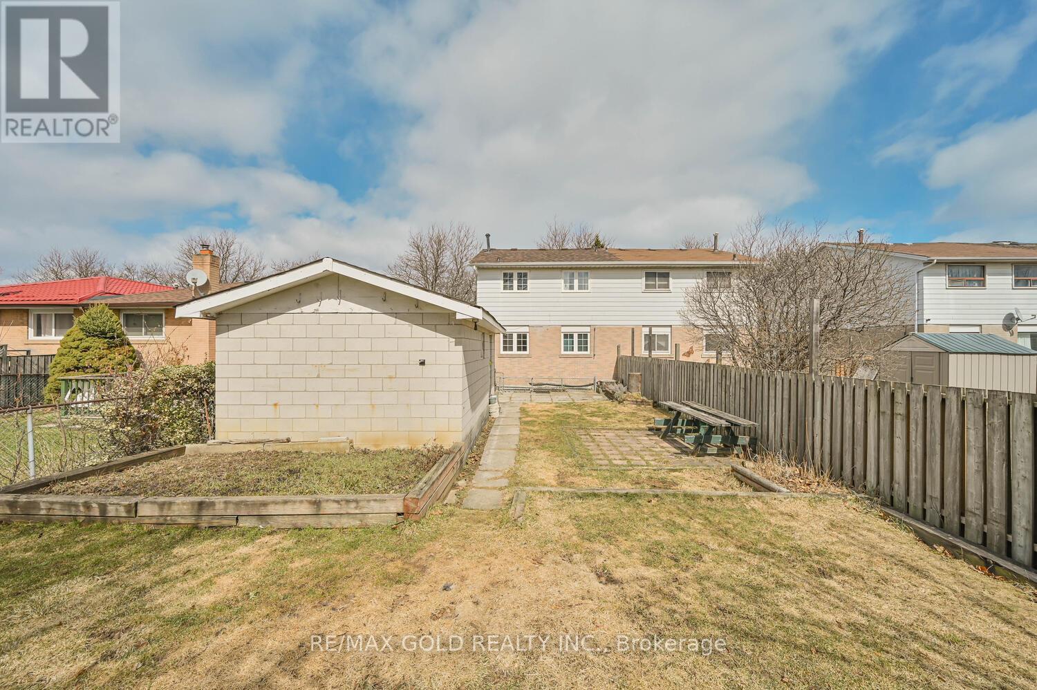 7232 Redfox Road, Mississauga, Ontario  L4T 2L8 - Photo 40 - W12938642