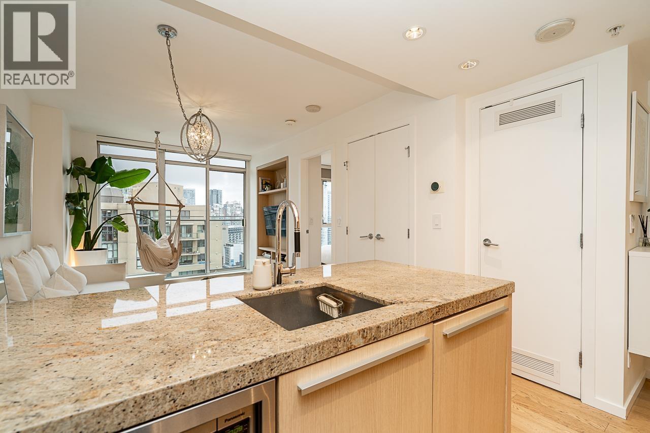 2103 1351 Continental Street, Vancouver, British Columbia  V6Z 0C6 - Photo 5 - R3105647