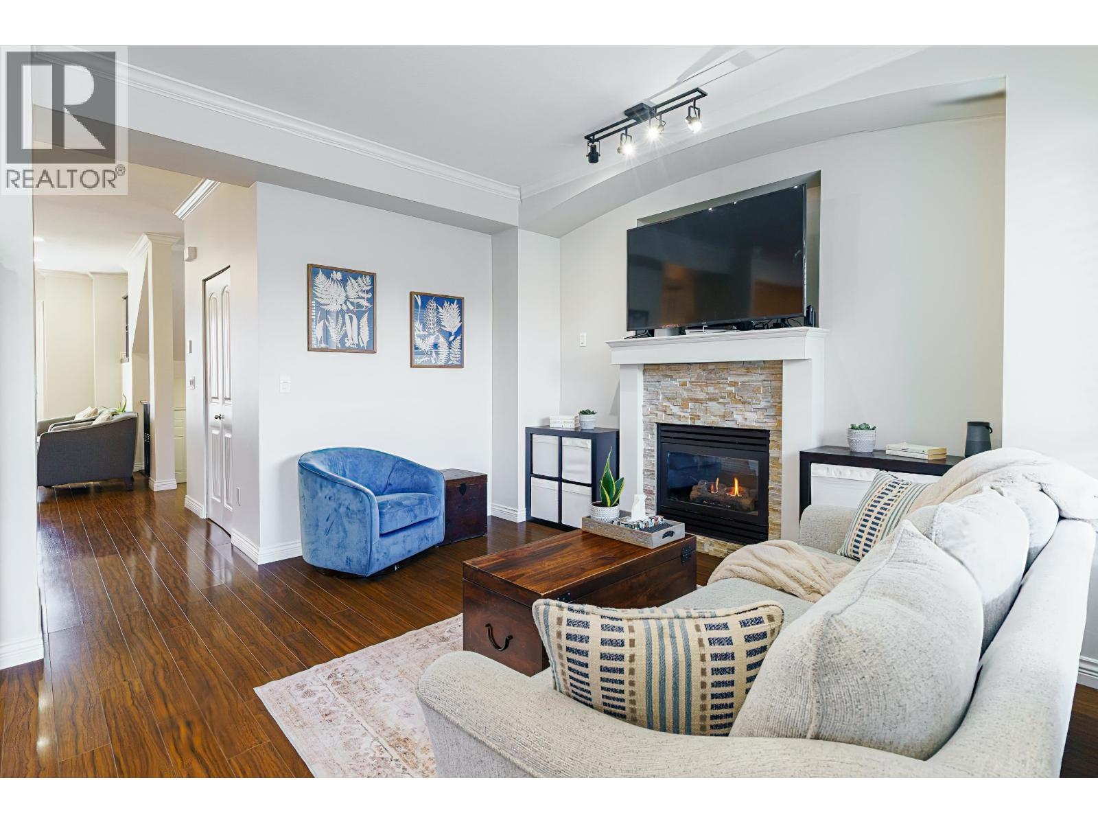 19131 118b Avenue, Pitt Meadows, British Columbia  V3Y 0A4 - Photo 9 - R3104553