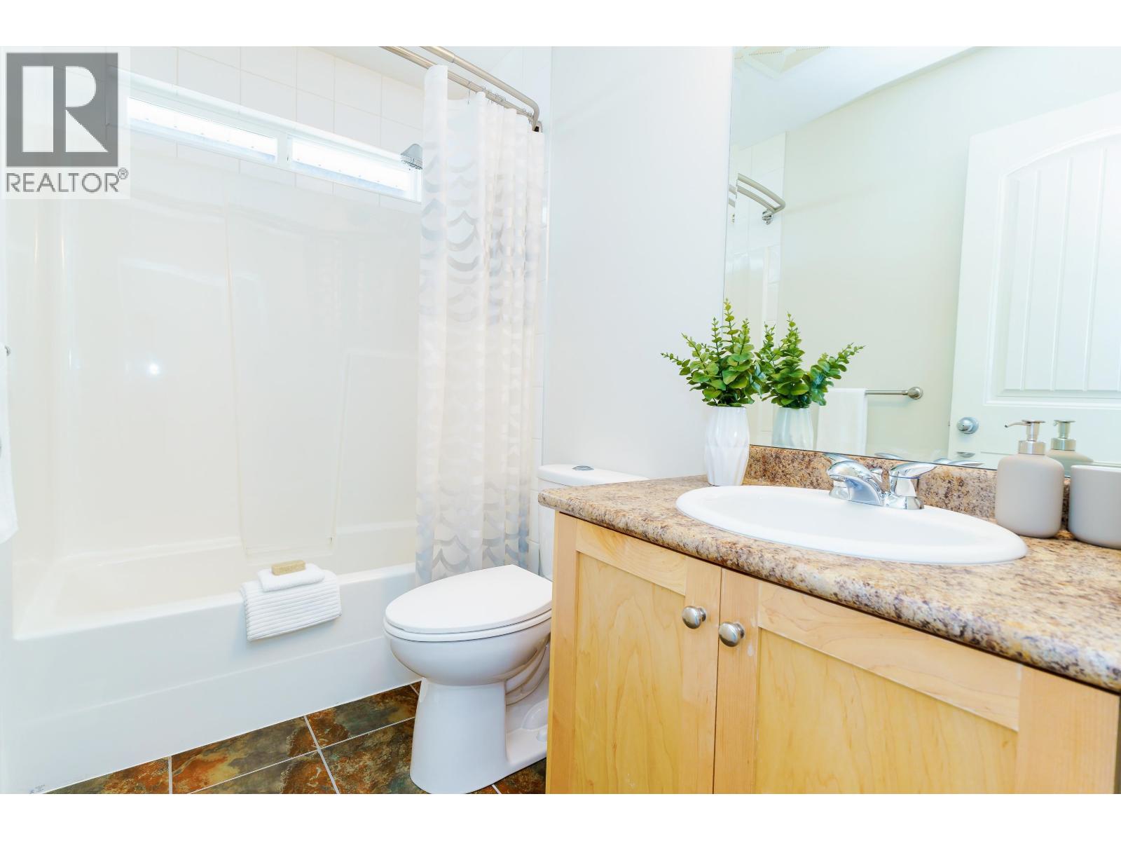 19131 118b Avenue, Pitt Meadows, British Columbia  V3Y 0A4 - Photo 23 - R3104553