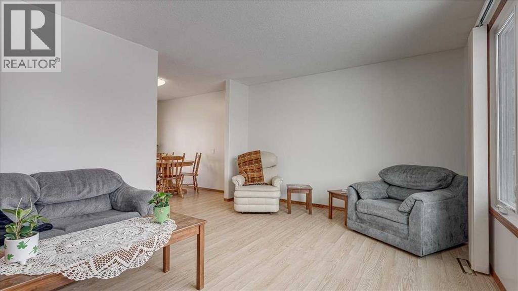 5439 47 Avenue, Lacombe, Alberta  T4L 1M9 - Photo 7 - A2297827