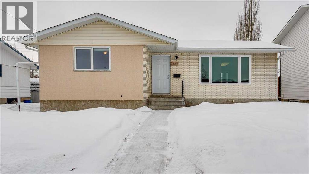 5439 47 Avenue, Lacombe, Alberta  T4L 1M9 - Photo 2 - A2297827