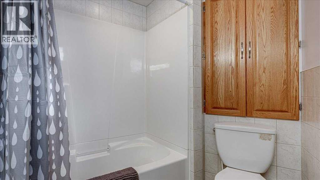 5439 47 Avenue, Lacombe, Alberta  T4L 1M9 - Photo 38 - A2297827