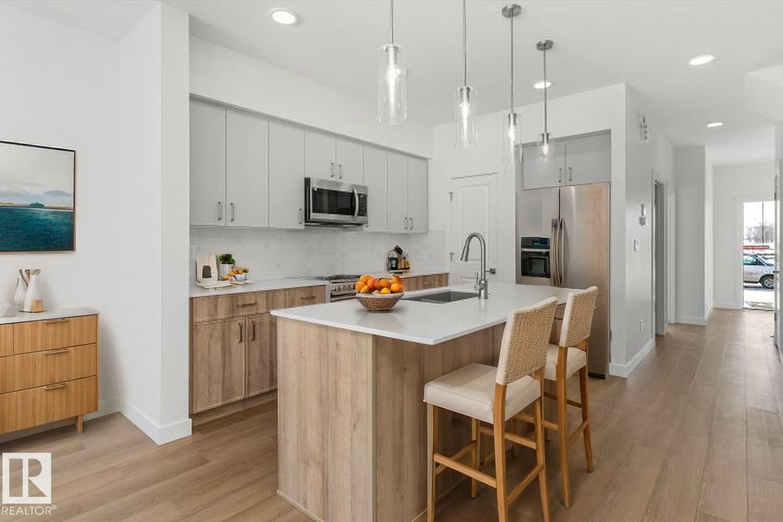 1020 14 Av Nw, Edmonton, Alberta  T6T 2W8 - Photo 10 - E4476415