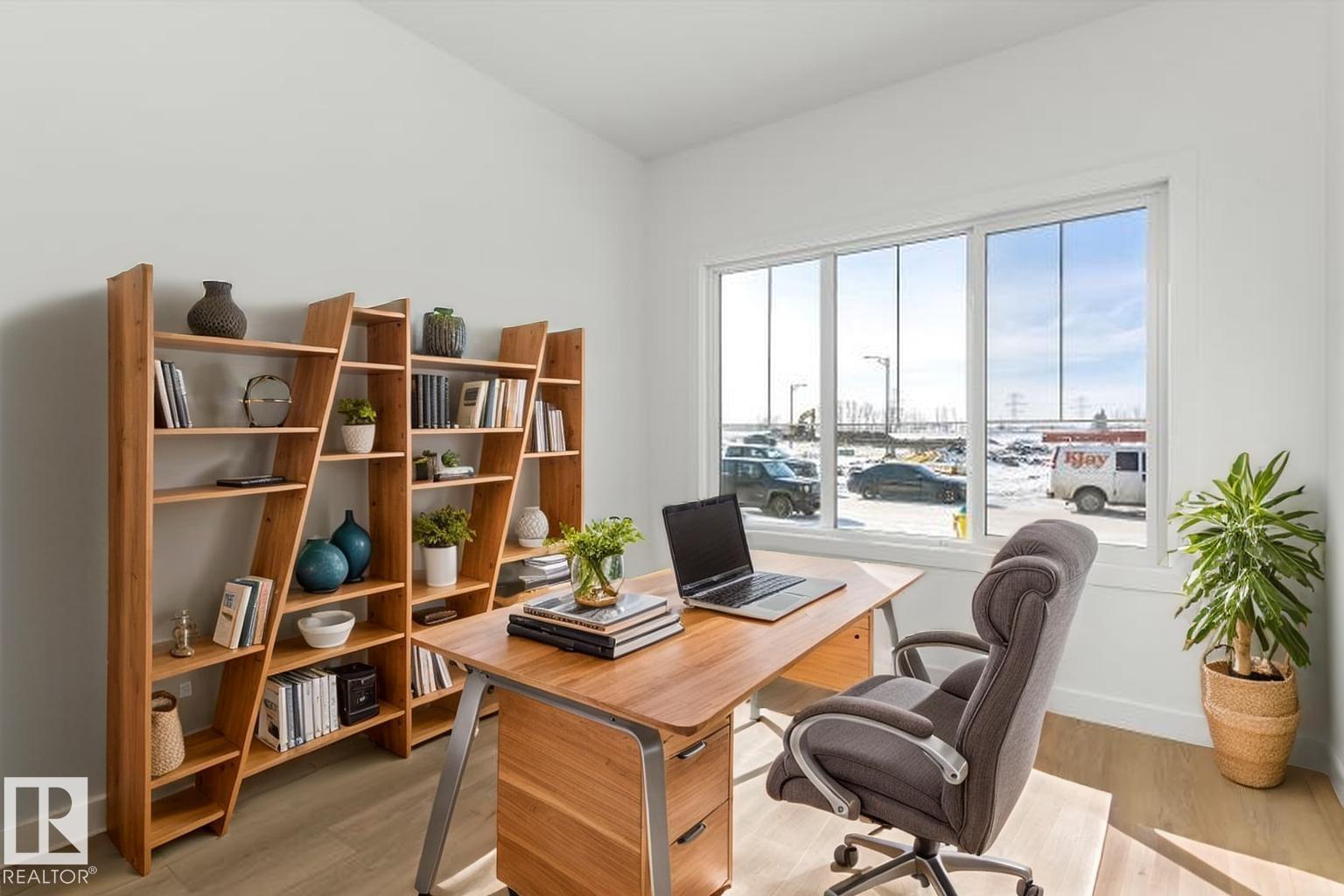 1020 14 Av Nw, Edmonton, Alberta  T6T 2W8 - Photo 5 - E4476415