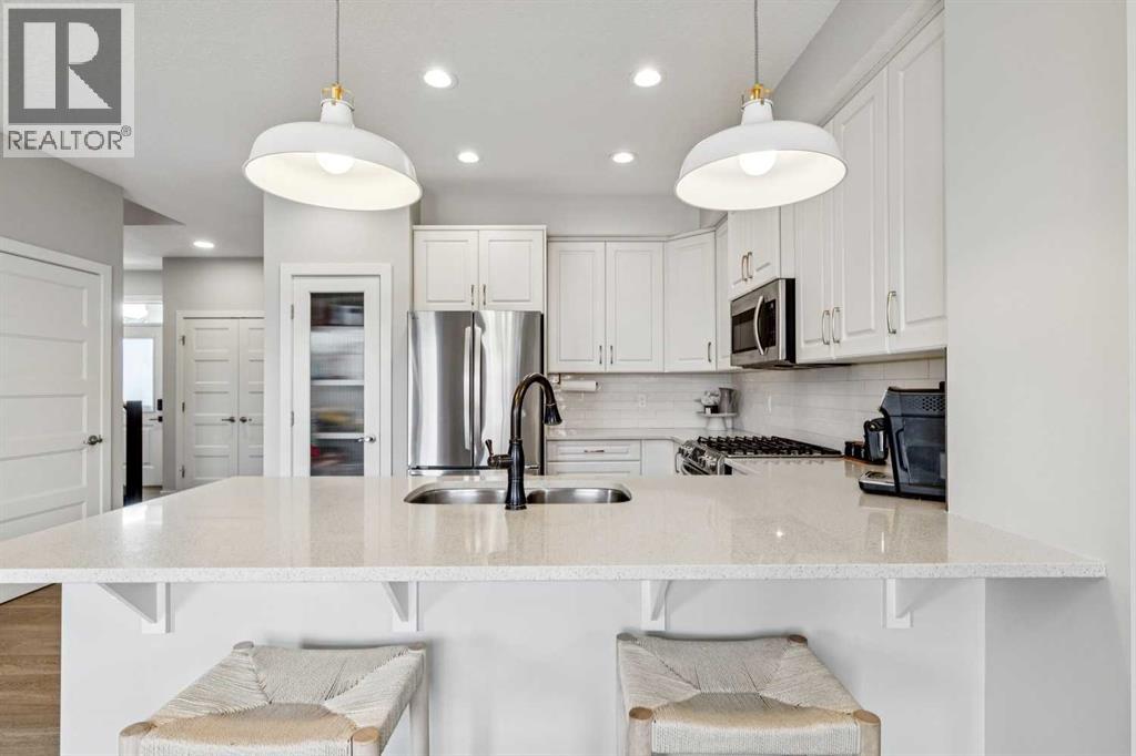 44 Legacy Landing SE, Calgary, Alberta  T2X 2E5 - Photo 8 - A2297636