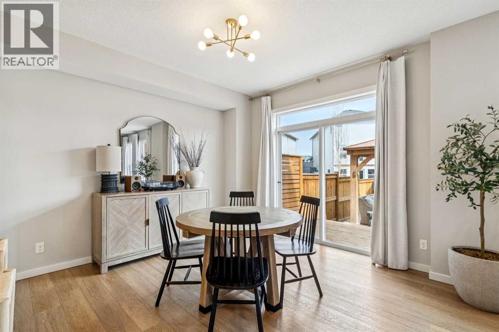 44 Legacy Landing SE, Calgary, Alberta  T2X 2E5 - Photo 9 - A2297636