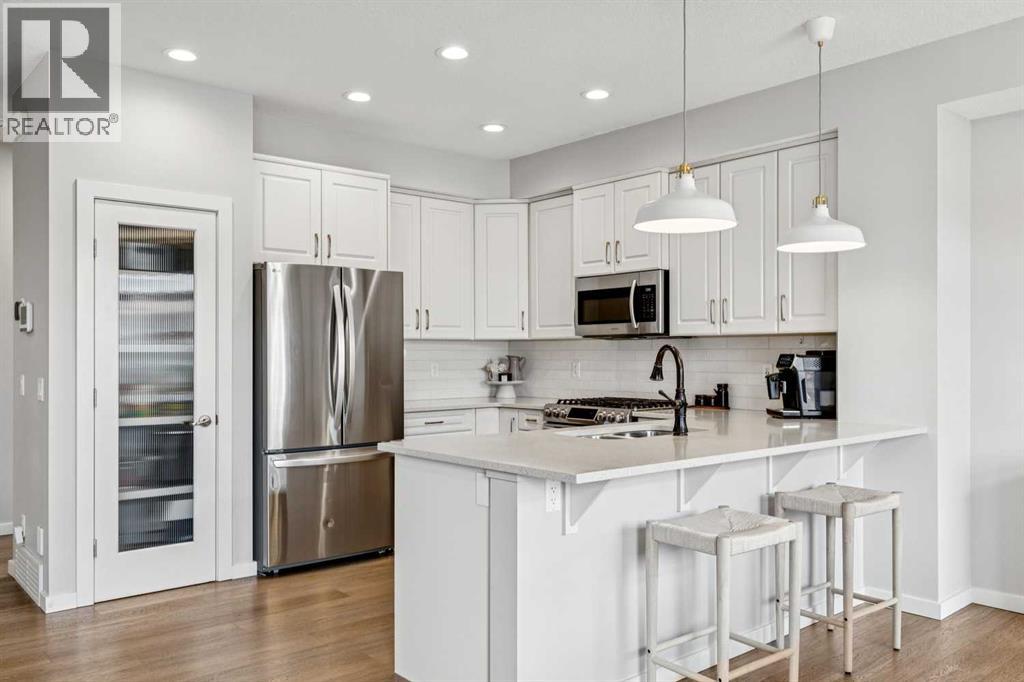 44 Legacy Landing SE, Calgary, Alberta  T2X 2E5 - Photo 7 - A2297636