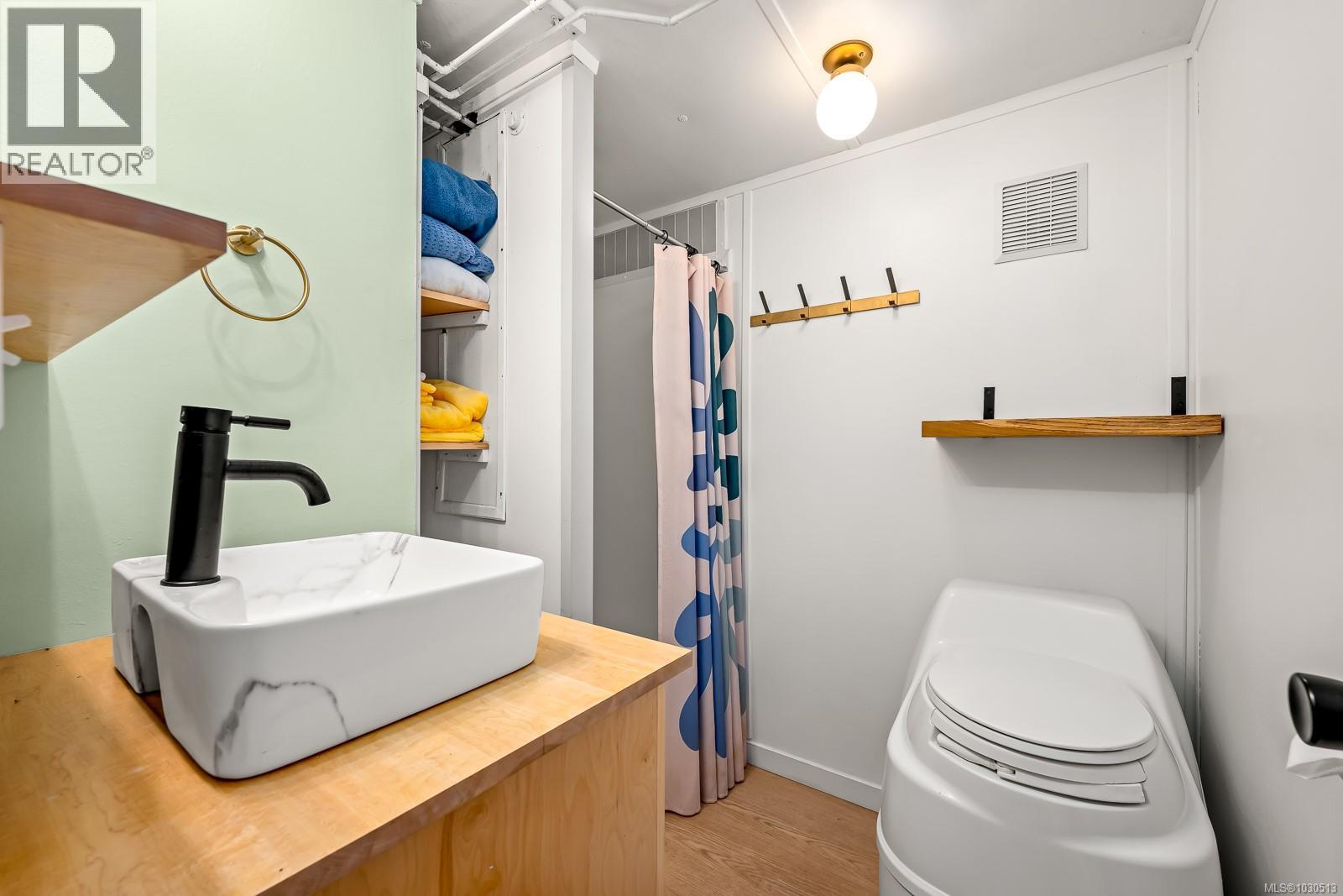 6552 East Rd, Denman Island, British Columbia  V0R 1T0 - Photo 13 - 1030513