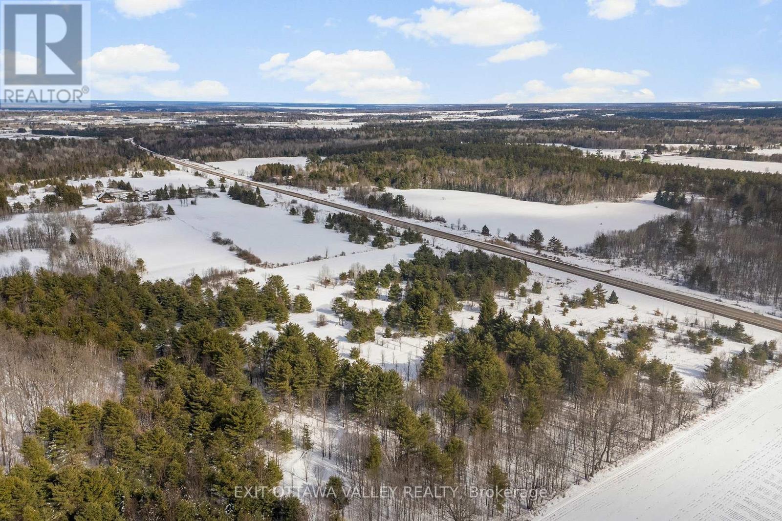 631 Schwan Road, Laurentian Valley, Ontario  K8A 6W8 - Photo 7 - X12941888