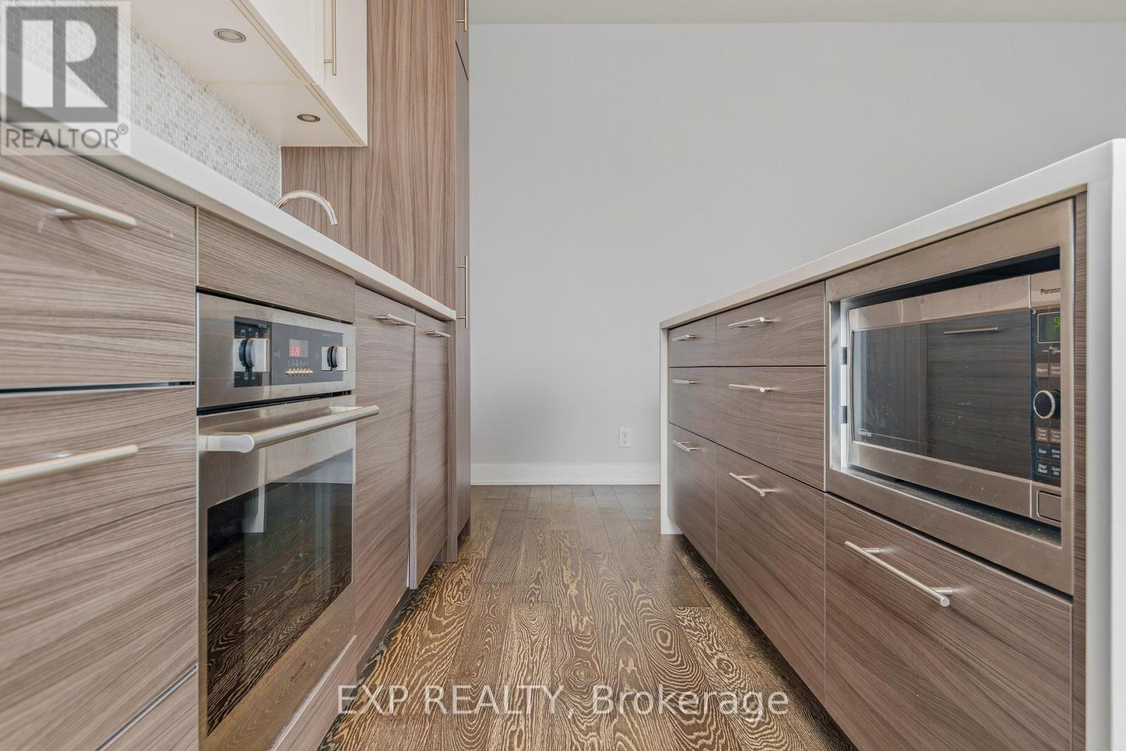 501 - 428 Sparks Street, Ottawa, Ontario  K1R 0B3 - Photo 12 - X12941864