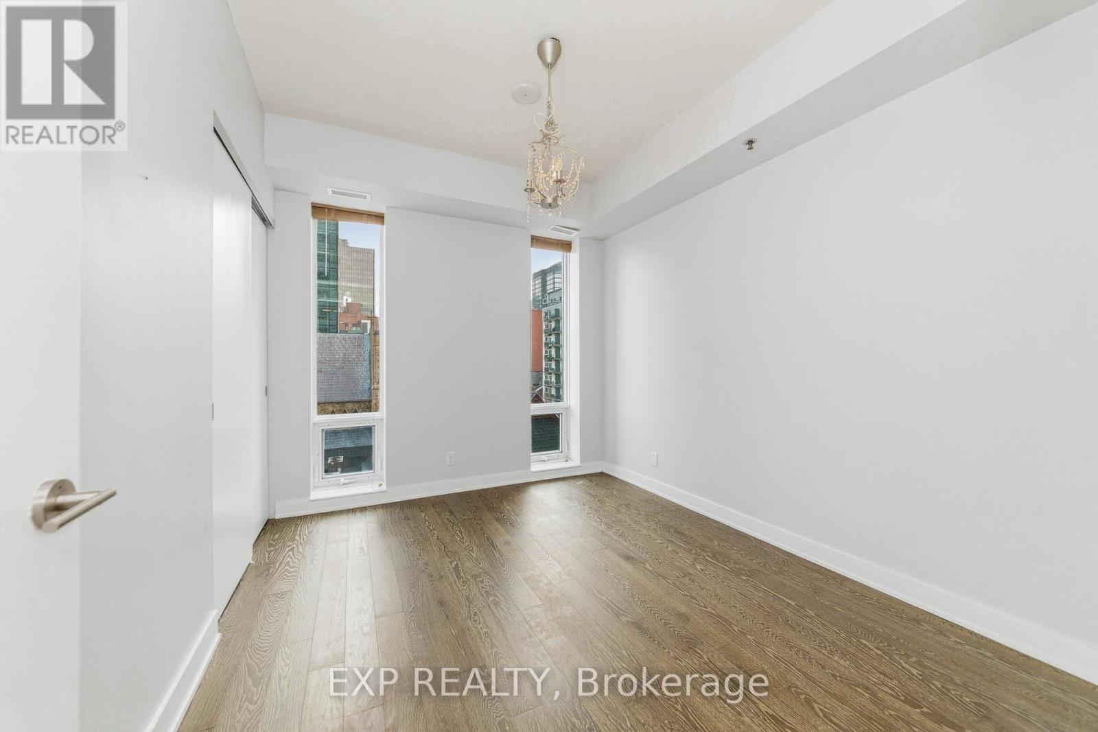 501 - 428 Sparks Street, Ottawa, Ontario  K1R 0B3 - Photo 7 - X12941864