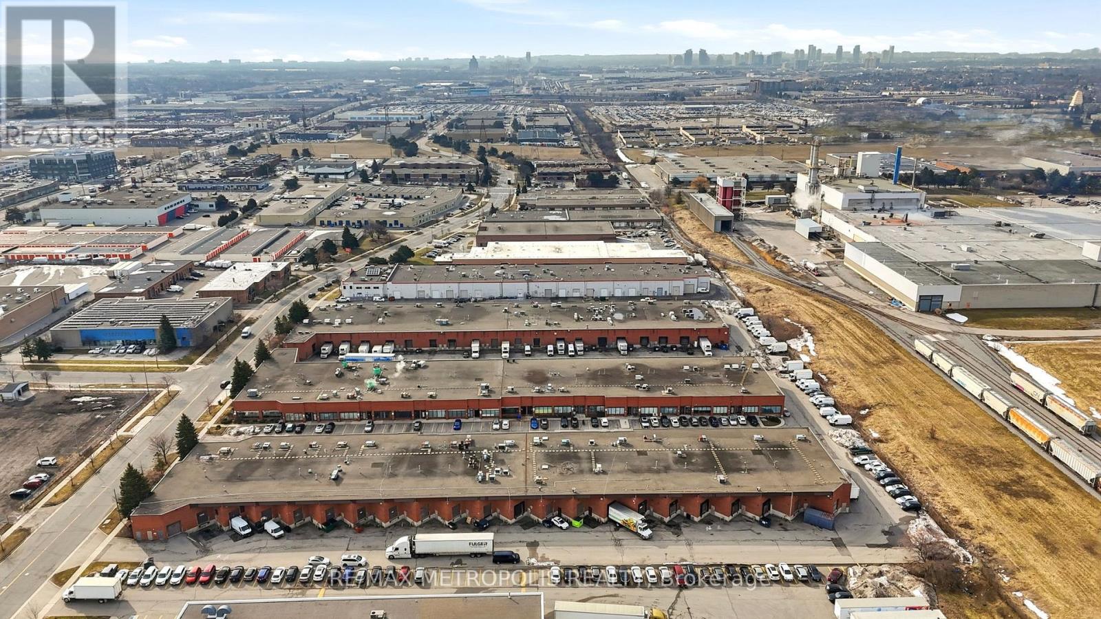 35 - 120 Dynamic Drive, Toronto, Ontario  M1V 5C9 - Photo 3 - E12941858