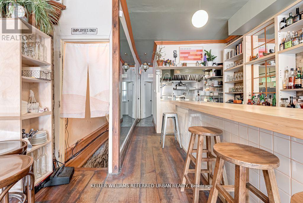 1118 Queen Street E, Toronto, Ontario  M4M 1K8 - Photo 10 - E12941882