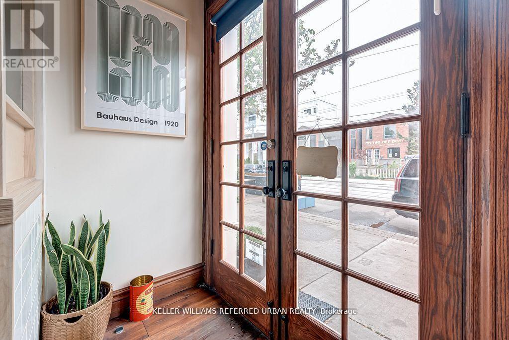 1118 Queen Street E, Toronto, Ontario  M4M 1K8 - Photo 5 - E12941882