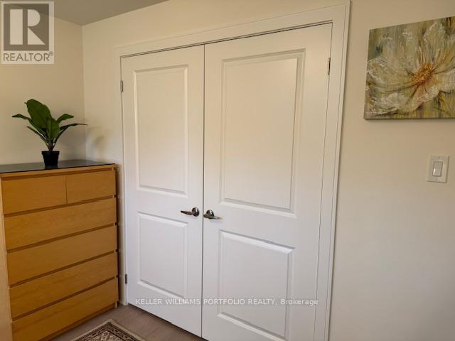 Lower - 188 Mcroberts Avenue, Toronto, Ontario  M6E 0B2 - Photo 4 - W12941856