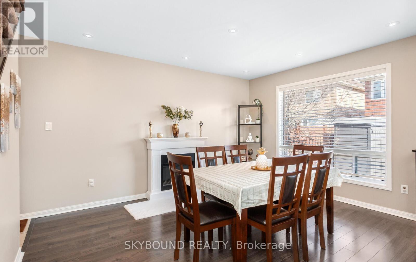 1057 Cooper Avenue, Milton, Ontario  L9T 5W6 - Photo 12 - W12941872