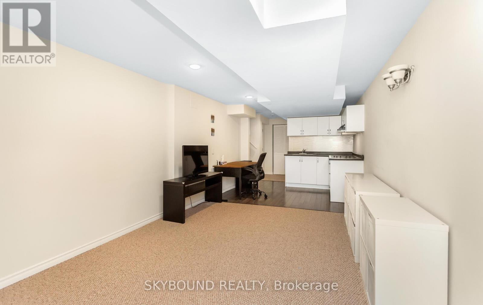 1057 Cooper Avenue, Milton, Ontario  L9T 5W6 - Photo 32 - W12941872