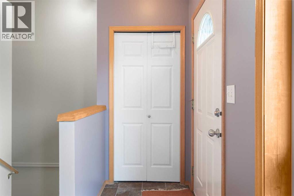 622 3 Street, Strathmore, Alberta  T1P 1S3 - Photo 3 - A2287945