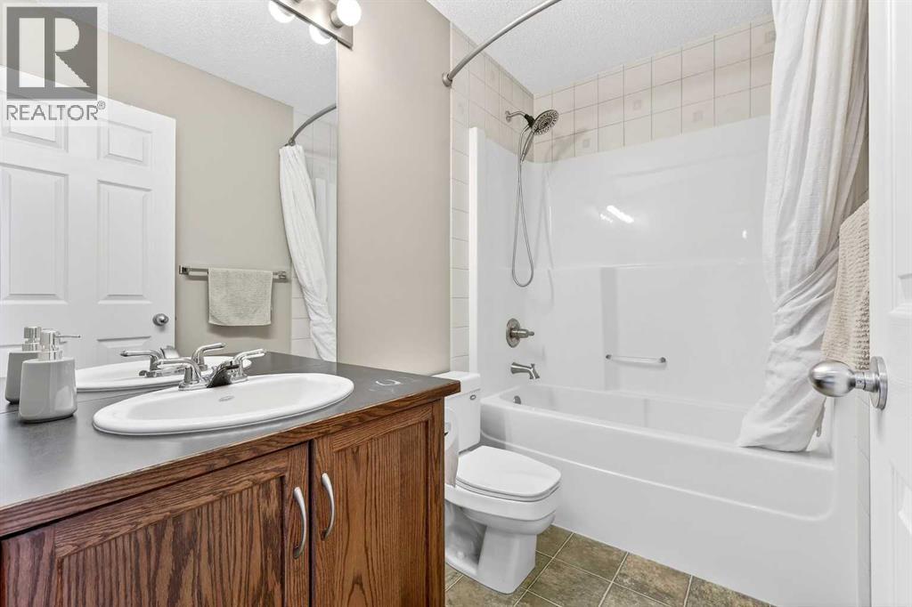 57 Everridge Way Sw, Calgary, Alberta  T2Y 4S7 - Photo 27 - A2296795