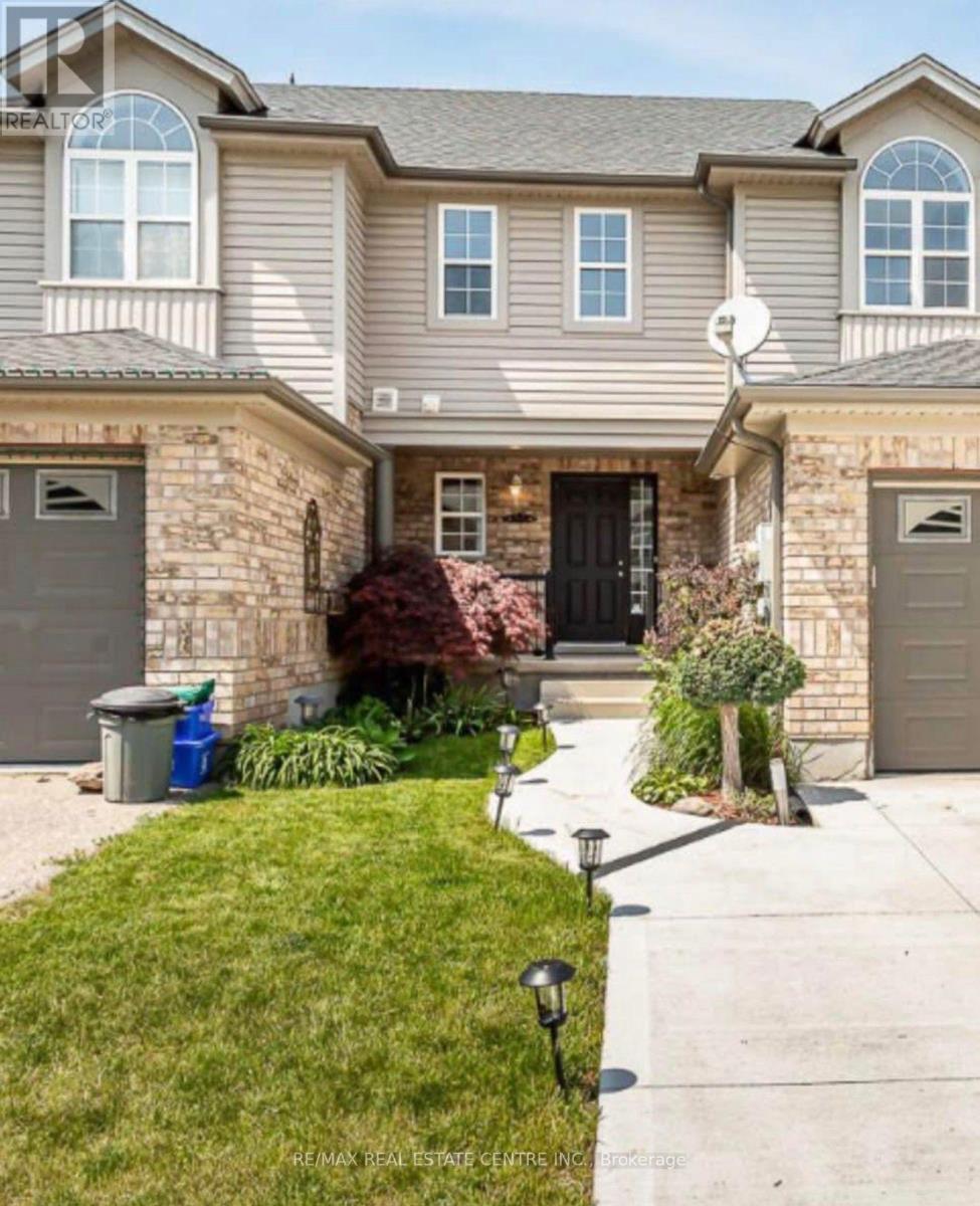 258 MCMEEKEN DRIVE, Cambridge, Ontario