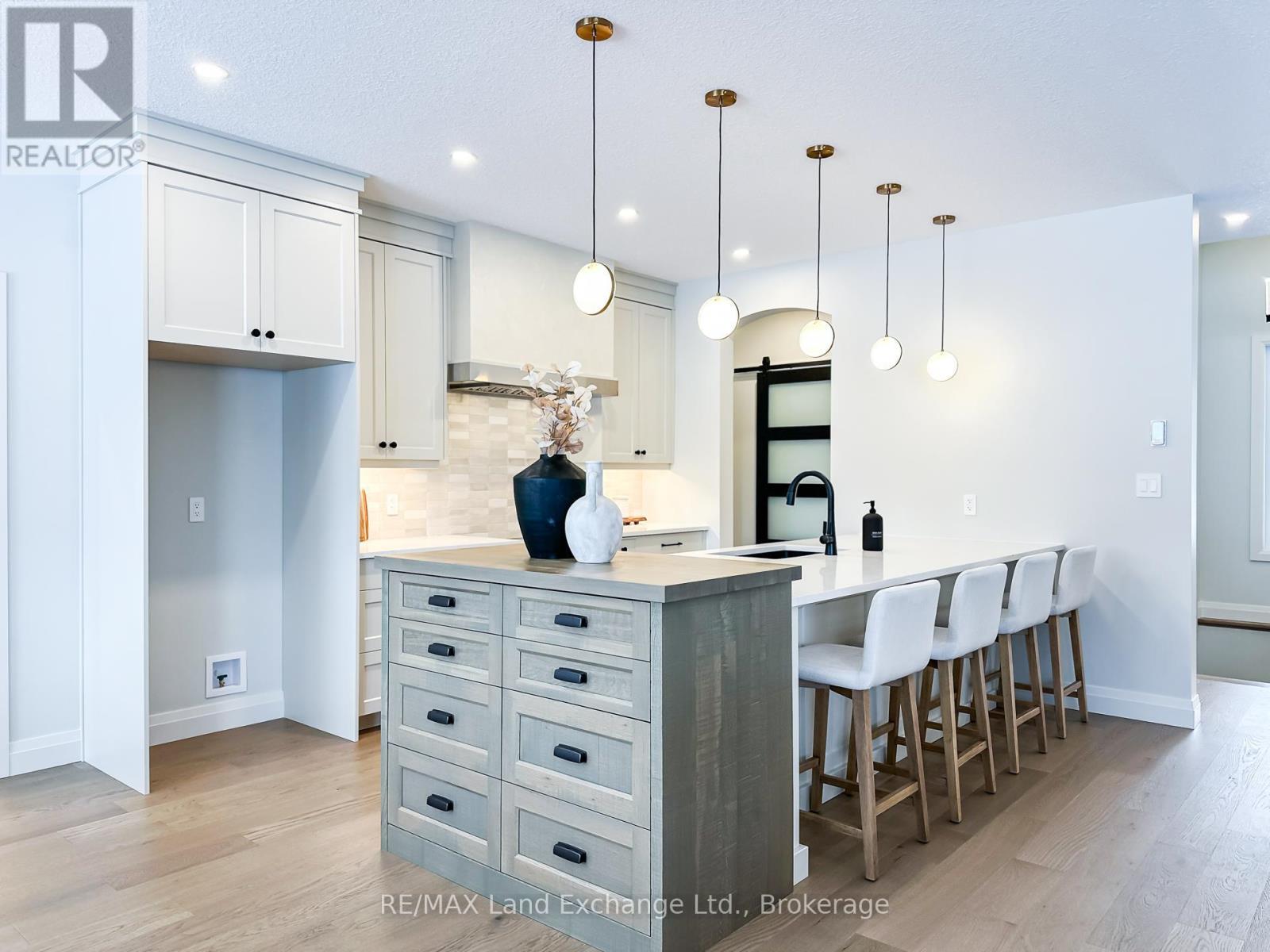 920 Bogdanovic Way, Huron-Kinloss, Ontario  N2Z 0H3 - Photo 12 - X12815718