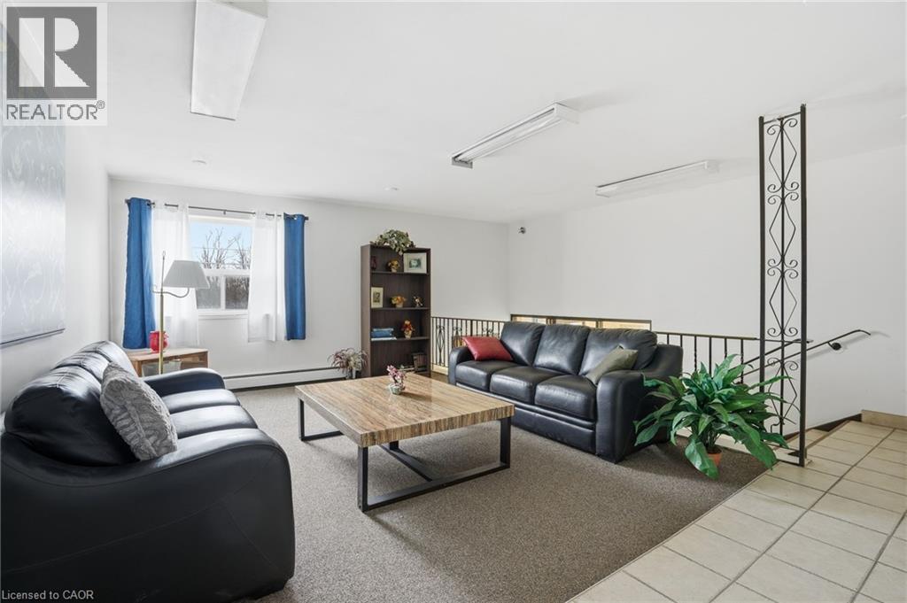 242 Oakdale Avenue Unit# 108, St. Catharines, Ontario  L2P 3K5 - Photo 23 - 40816426