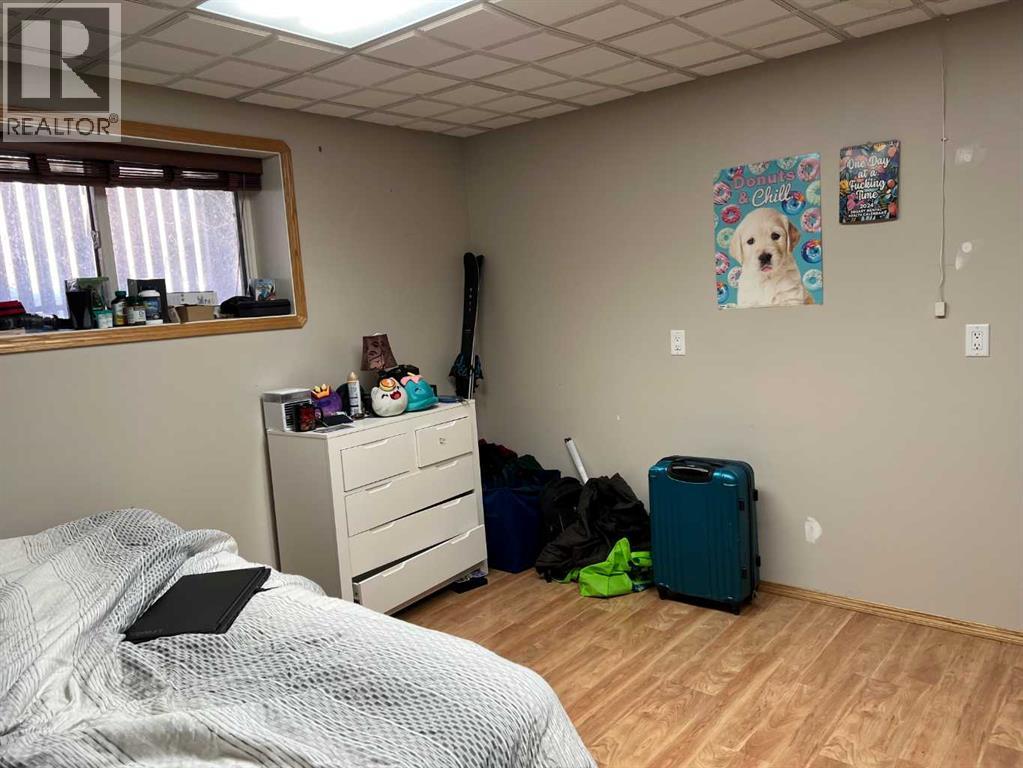 302 8 Avenue, Fox Creek, Alberta  T0H 1P0 - Photo 36 - A2238886