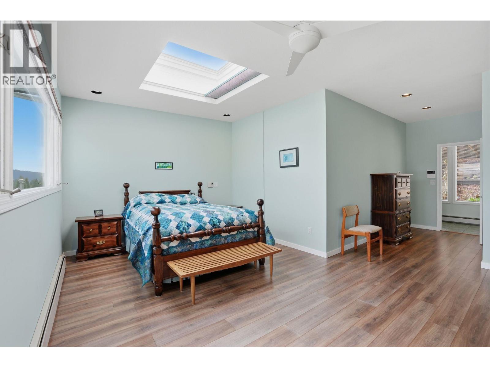 2341 Caledonia Avenue, North Vancouver, British Columbia  V7G 1T8 - Photo 29 - R3105668