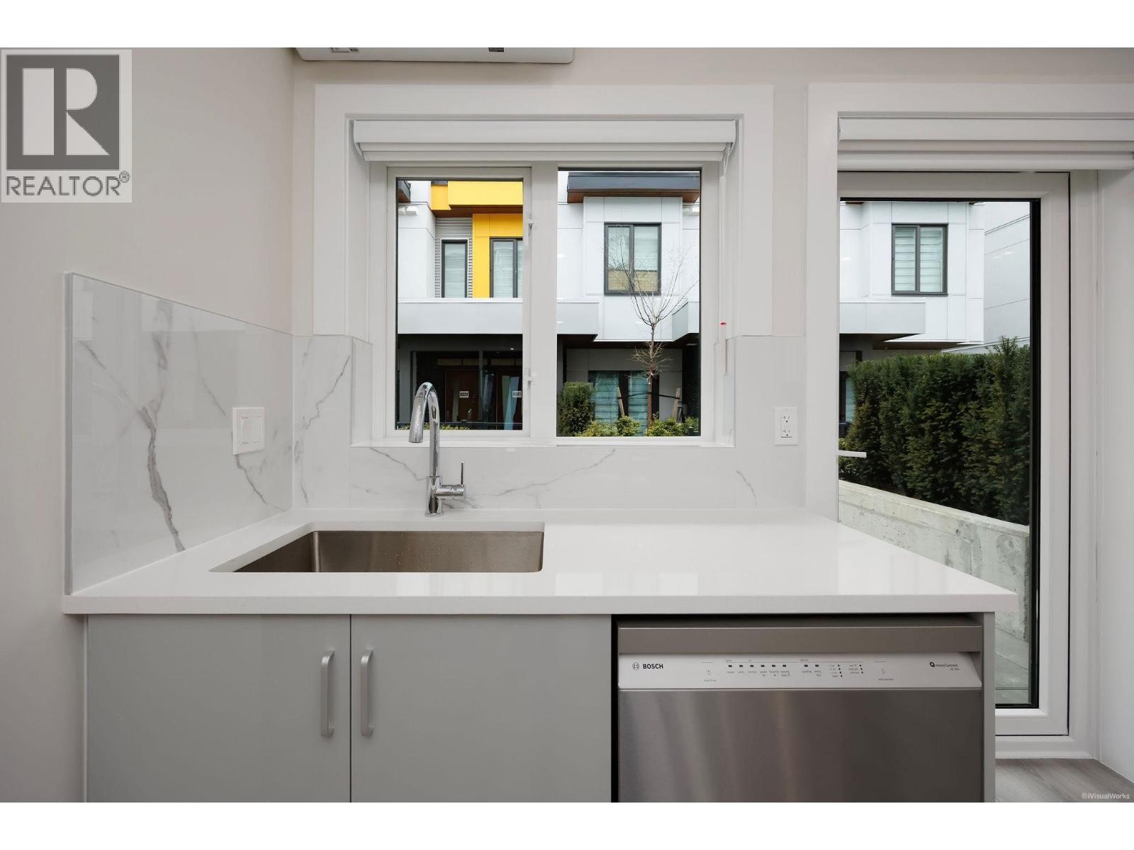 8339 French Street, Vancouver, British Columbia  V6P 0L7 - Photo 6 - R3105631