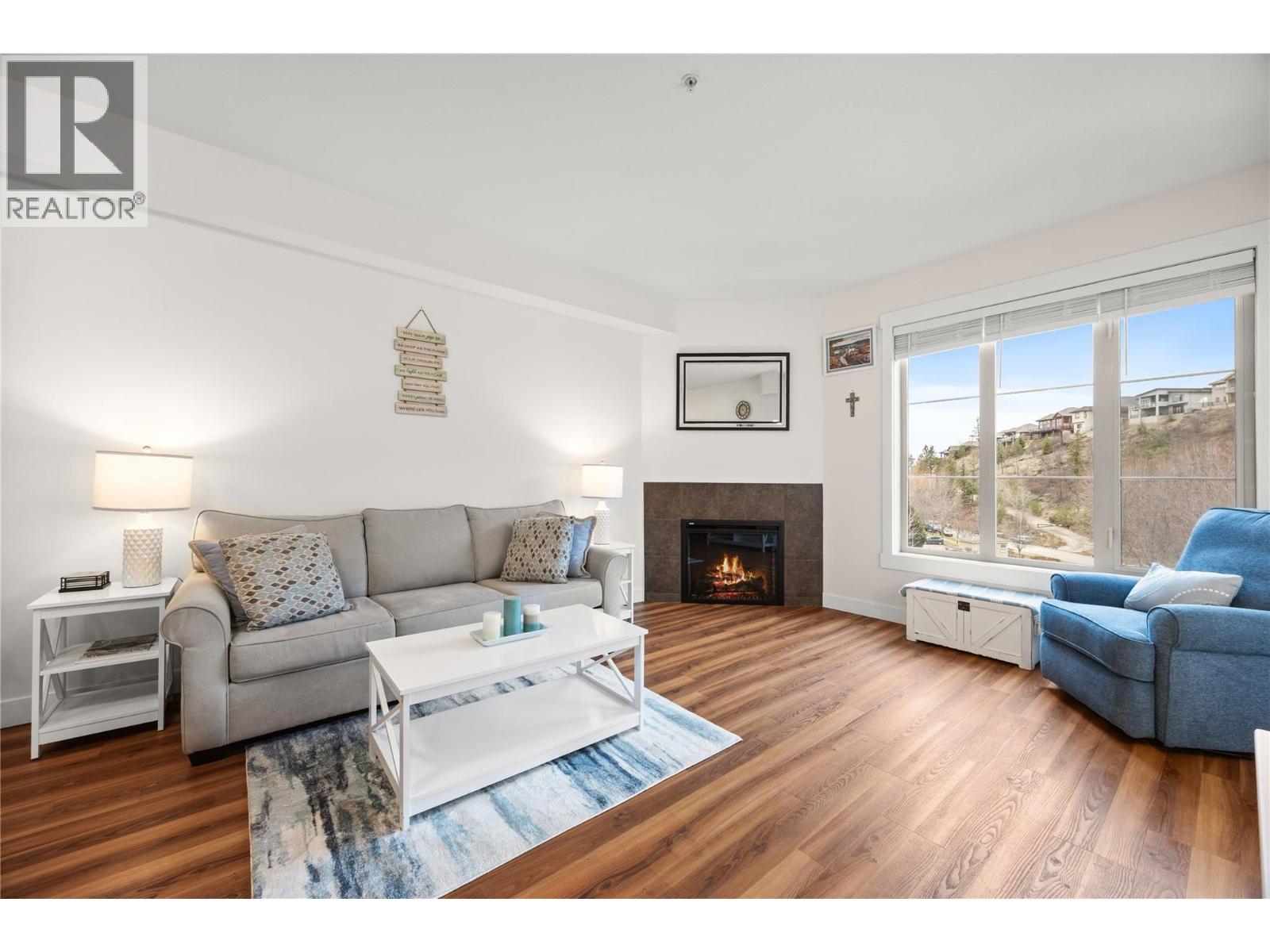 1875 Country Club Drive Unit# 1405, Kelowna, British Columbia