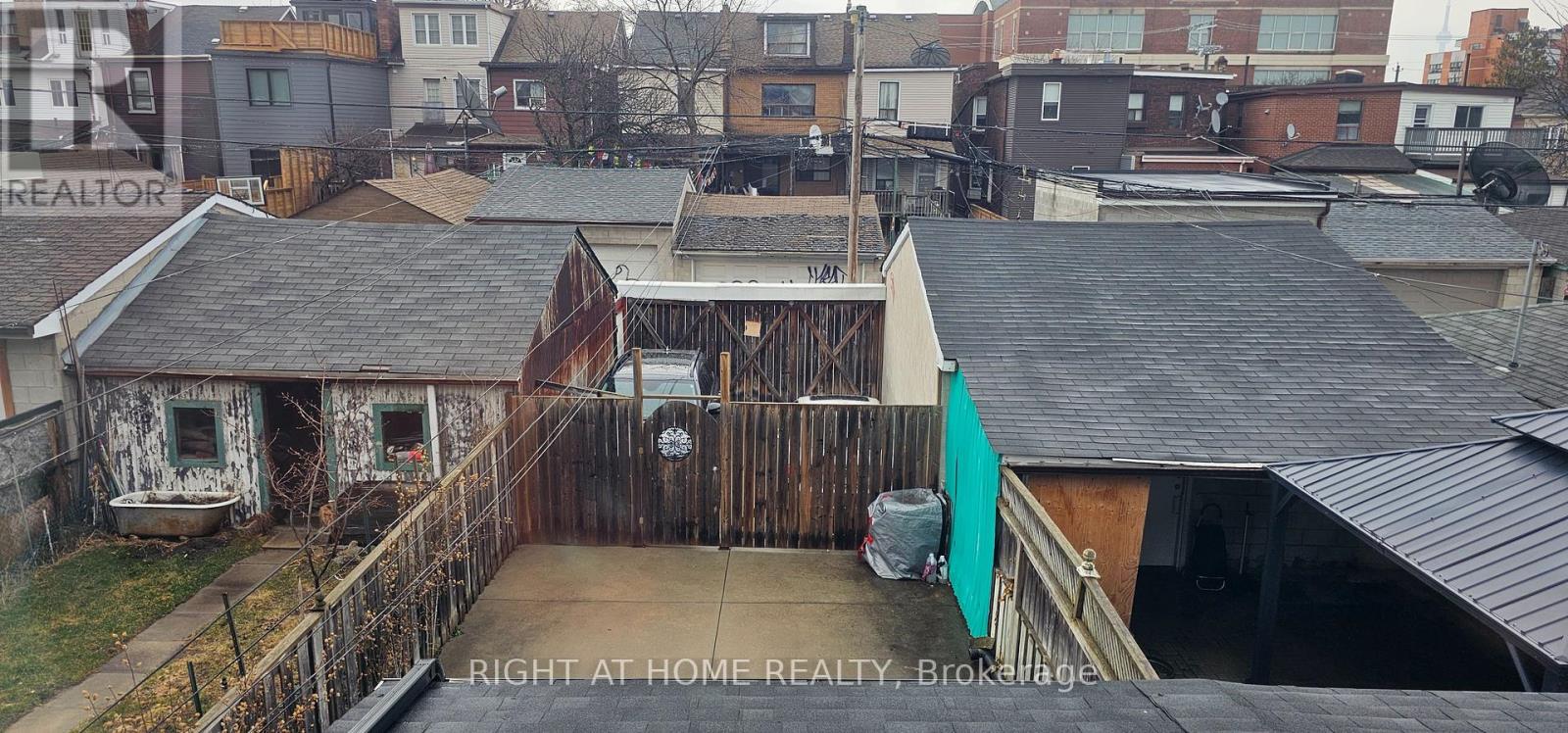 61 Margueretta Street, Toronto, Ontario  M6H 3S4 - Photo 12 - C12937634