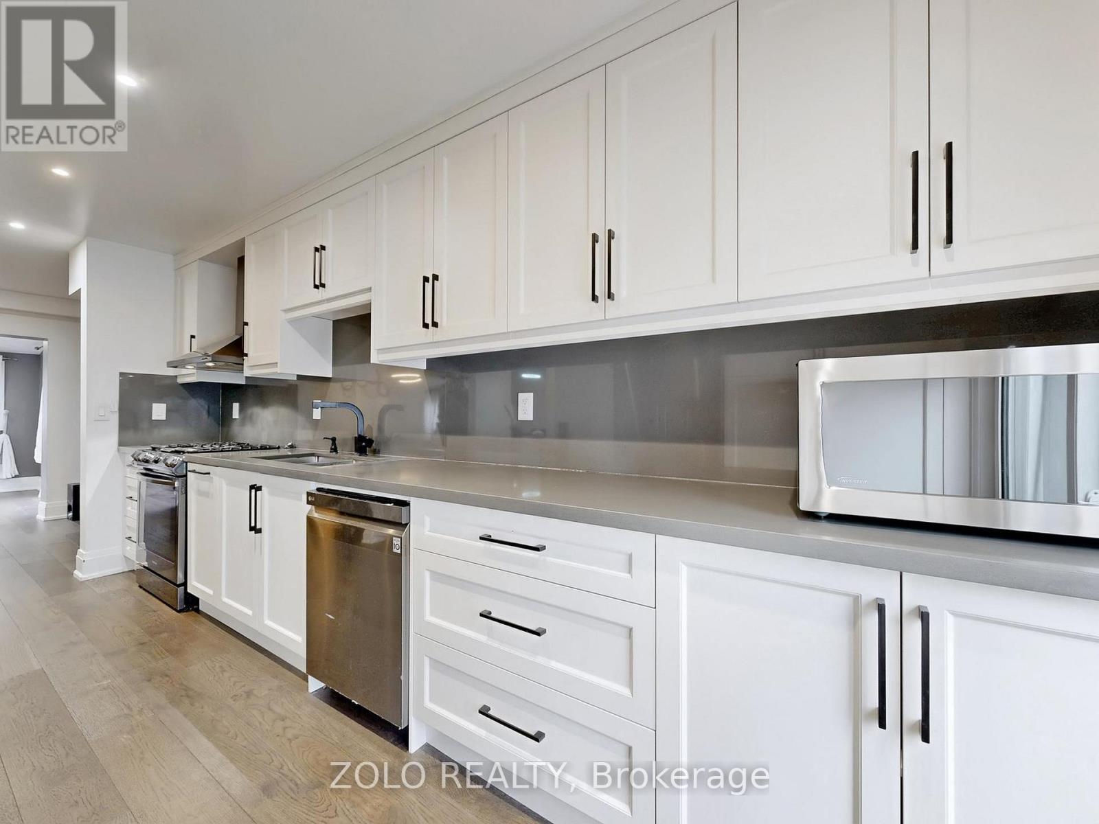 226 Thoms Crescent, Newmarket, Ontario  L3Y 1E1 - Photo 14 - N12937834