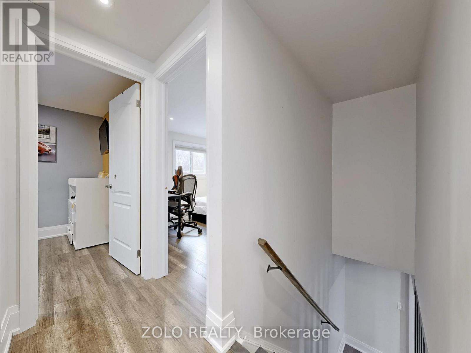 226 Thoms Crescent, Newmarket, Ontario  L3Y 1E1 - Photo 17 - N12937834